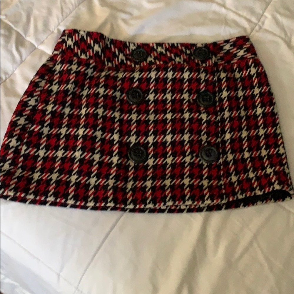 Express skirt. Size 6.
